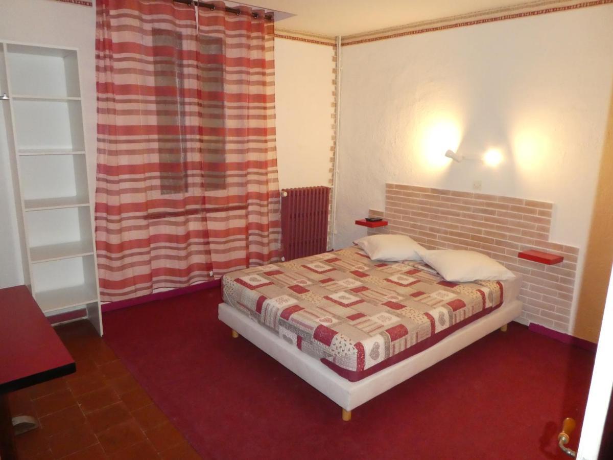 Etanit ! Beziers Plein Centre - 1Mn Du Bus, De La Gare Du Train Et Liaison Aeroport -Chambres Climatisees -Spacieuses Amenagees Pour Singles, Couple, Et Ou Familles -Parking A Velos -Consigne Экстерьер фото