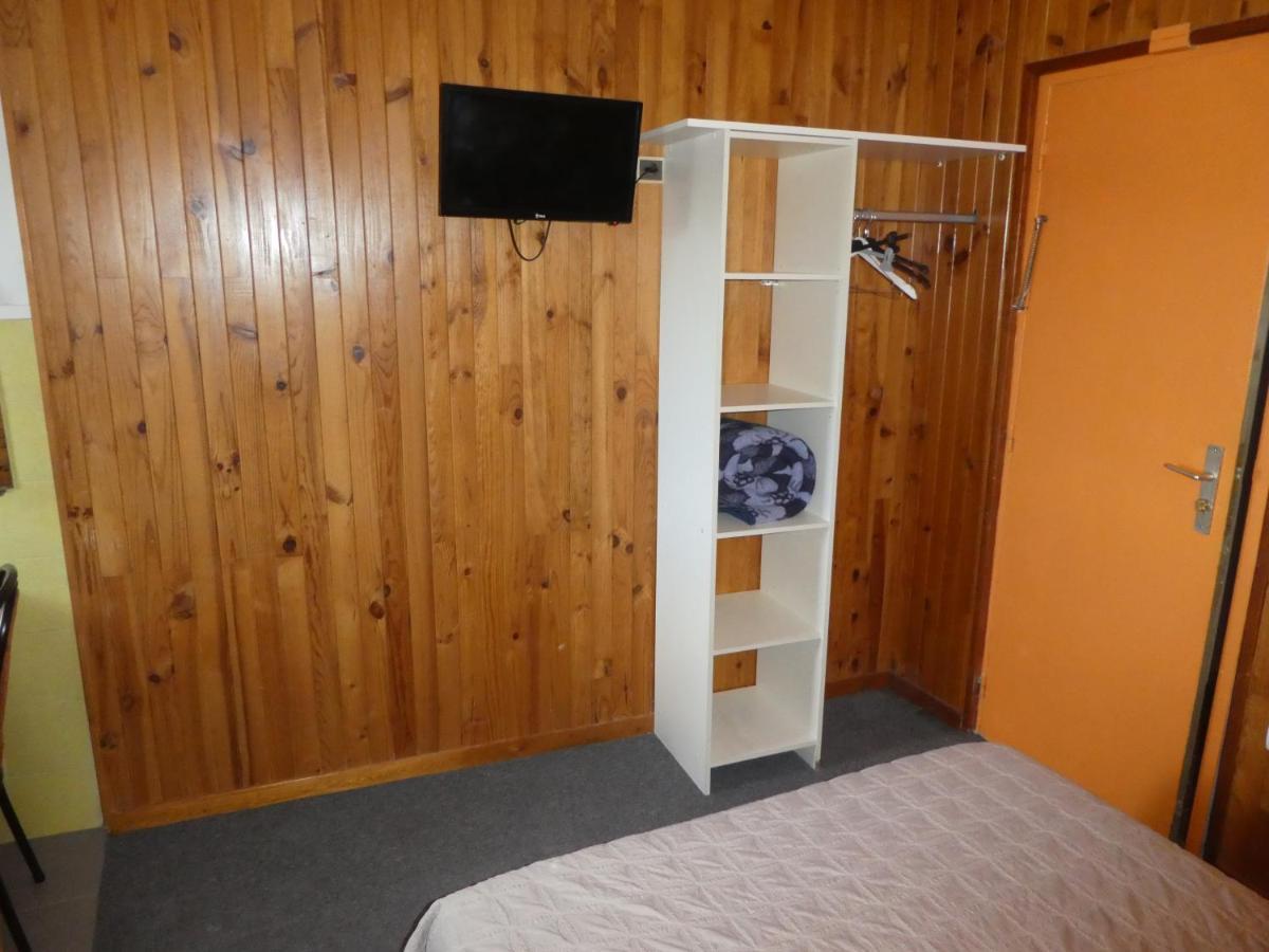 Etanit ! Beziers Plein Centre - 1Mn Du Bus, De La Gare Du Train Et Liaison Aeroport -Chambres Climatisees -Spacieuses Amenagees Pour Singles, Couple, Et Ou Familles -Parking A Velos -Consigne Экстерьер фото